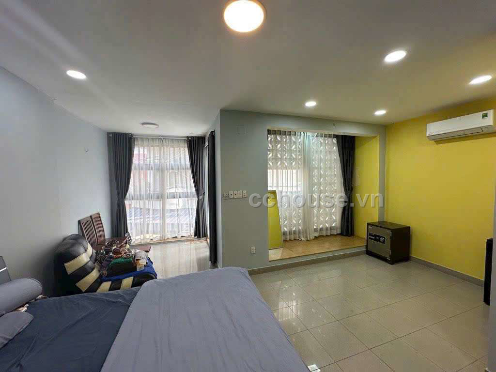 Bán nhà MT cư xá Nguyễn Đình Chiểu, P.Đức Nhuận. DT 6x12.2m, 3 tầng