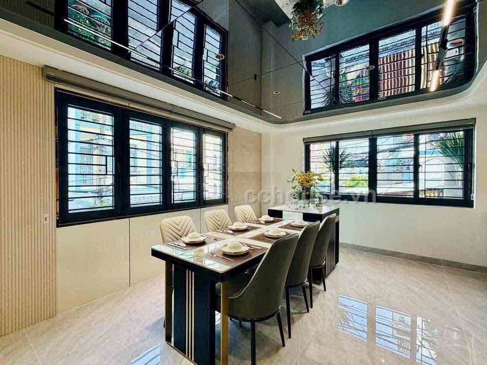 Bán nhà căn góc HXH 8m Lê Đức Thọ, P.An Hội Đông. DT 4.35x15m, 6 tầng thang máy