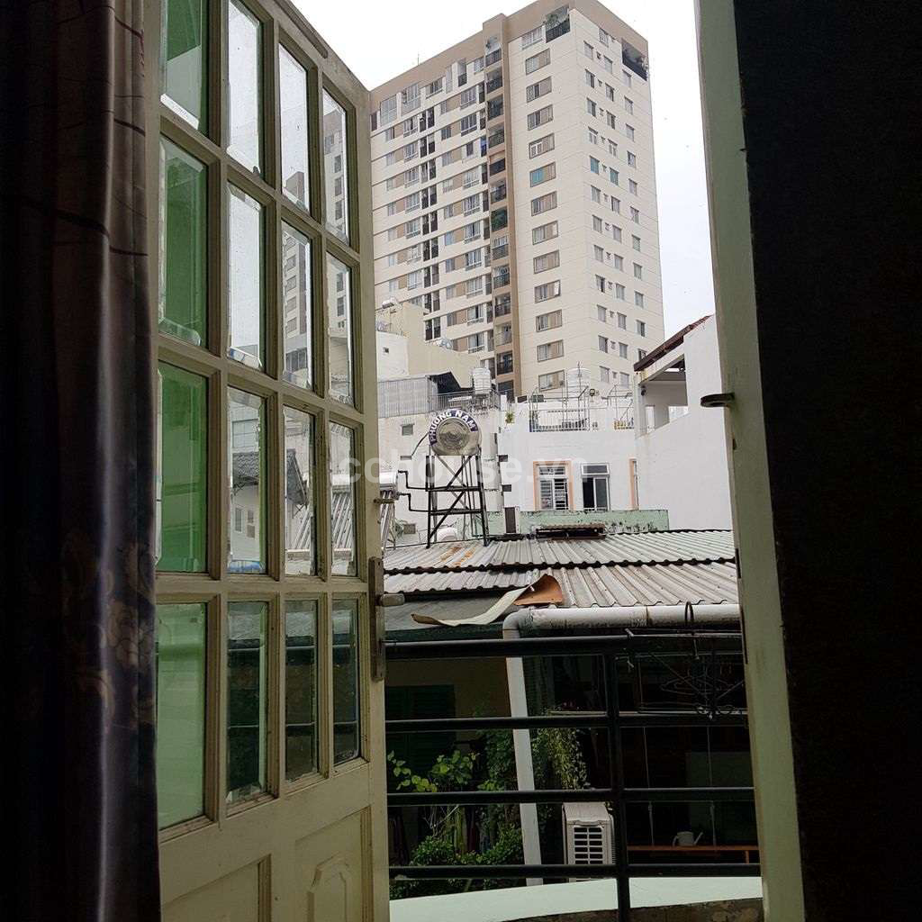 Bán nhà HXH Phạm Văn Hai, P.Tân Sơn Hòa. DT 4x10m, 3 tầng
