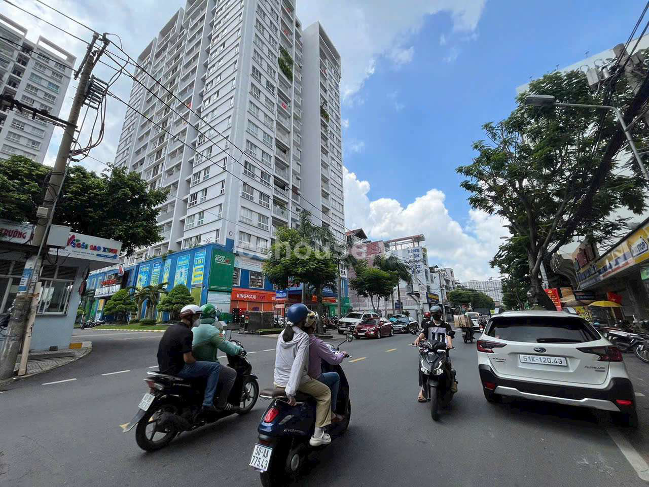 Tòa nhà 80-82 Trương Công Định, P.14, Quận Tân Bình ,Kết cấu 1 Hầm+ 7 Tầng+ Mái che cầu thang