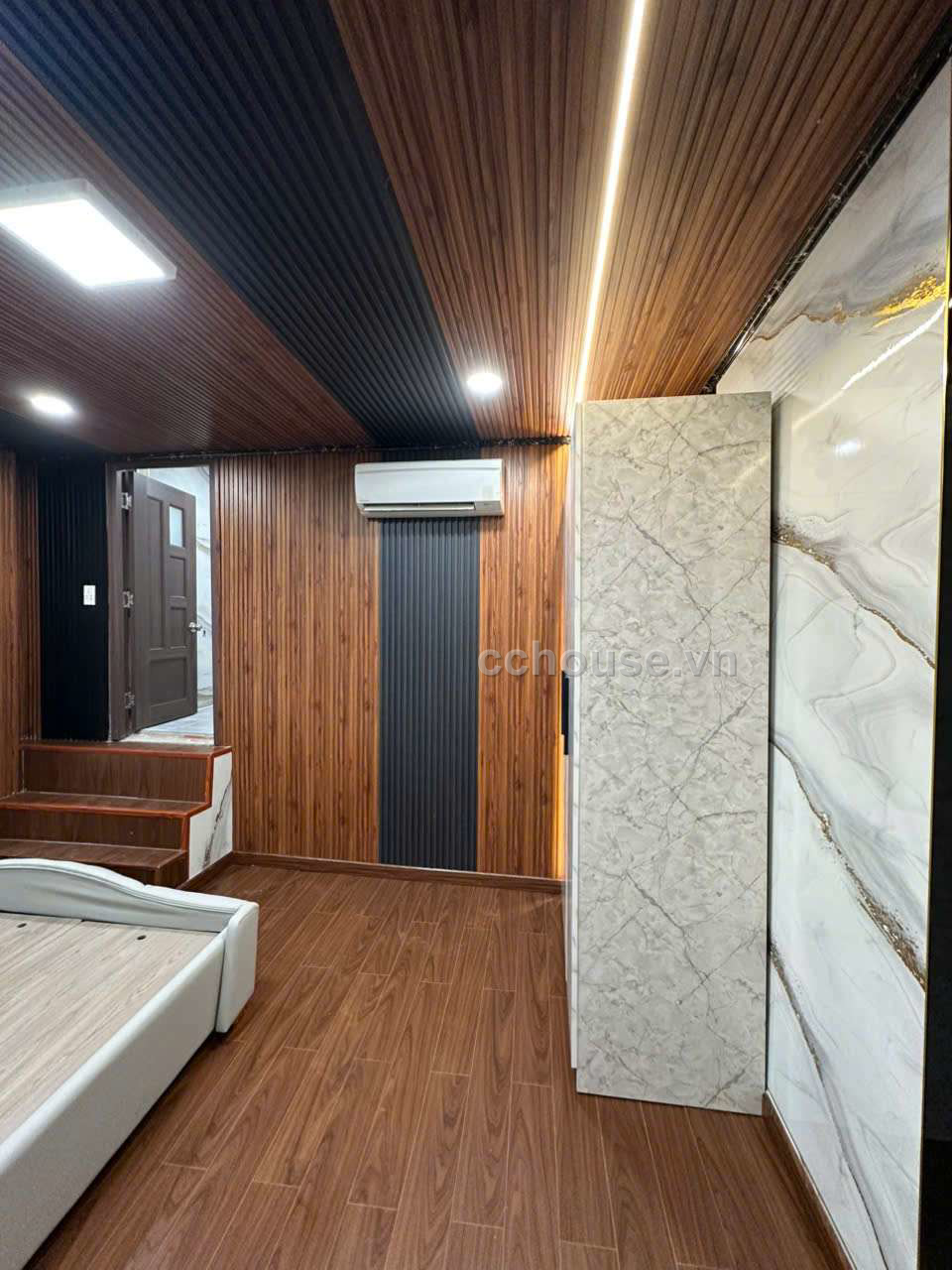 Bán nhà hẻm 467 Lê Đức Thọ, P.An Hội Đông. DT 5x20m, 6 tầng