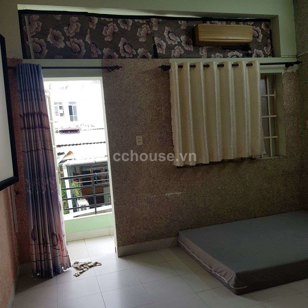 Bán nhà HXH Phạm Văn Hai, P.Tân Sơn Hòa. DT 4x10m, 3 tầng