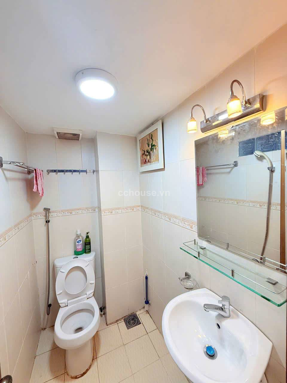 An Cư Giữa Lòng Quận 3 – Nhà 5 Tầng Nguyễn Đình Chiểu Gần CMT8 - Chỉ 6,95 tỷ