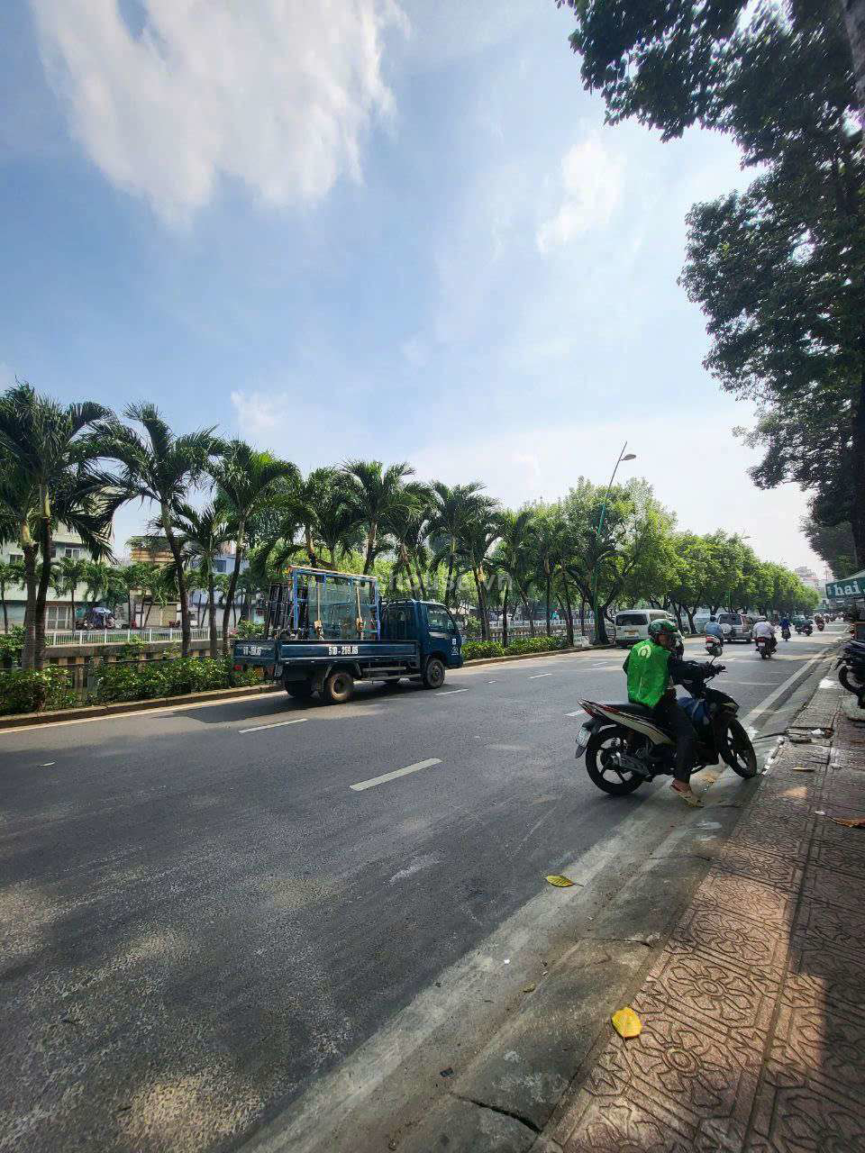 Bán nhà 5 tầng Mặt Tiền KD Hoàng Sa phường 5 quận Tân Bình