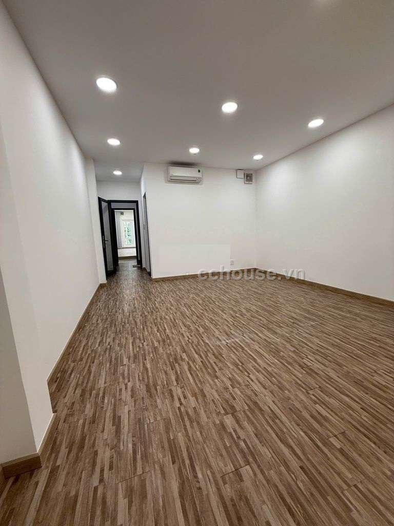 Bán nhà hẻm 9m Quốc Lộ 13, P.Bình Thạnh. DT 4.35x22.4m, 3 tầng ST