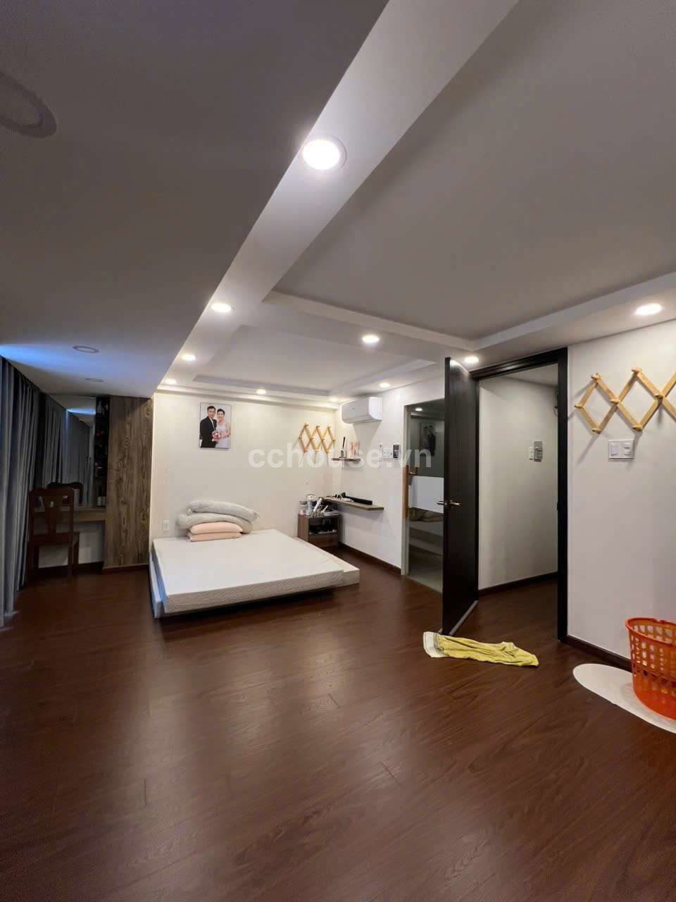 Bán nhà HXH Tô Hiến Thành, P.Diên Hồng. DT 6x5m, 5 tầng