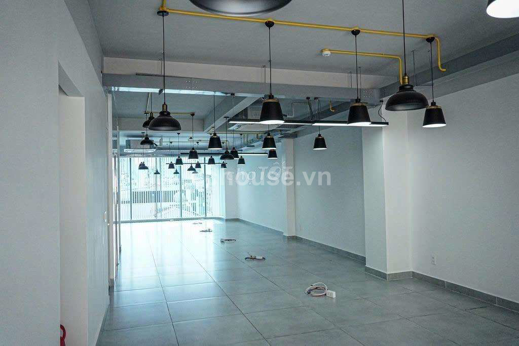 Tòa Nhà 132- 134-136 Điện Biên Phủ , Phường Đakao , Quận 1 Diện tích: 12.2 x 21m