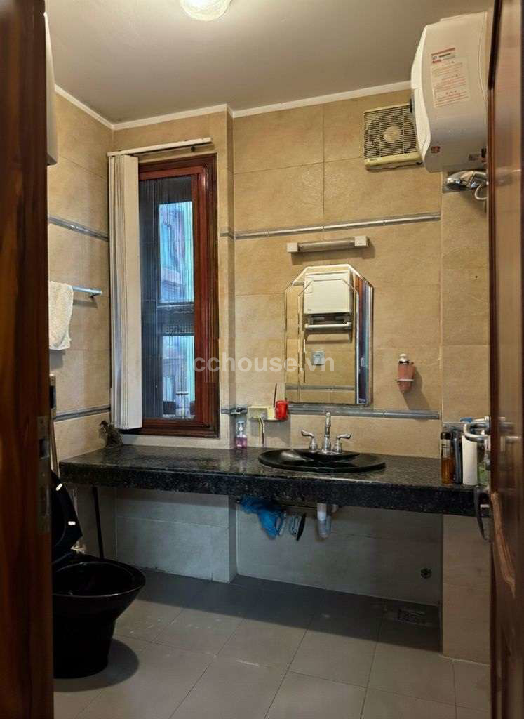 NHÀ CĂN GÓC ĐINH BỘ LĨNH, P26, QUẬN BÌNH THẠNH, DT: 11*23M, NỞ HẬU 16M, KC: 3 TẦNG, GIÁ 62 TỶ