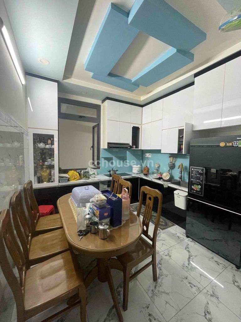 Bán nhà MT Bình Thới, P.Phú Thọ. DT 3.8x13.75m, 5 tầng