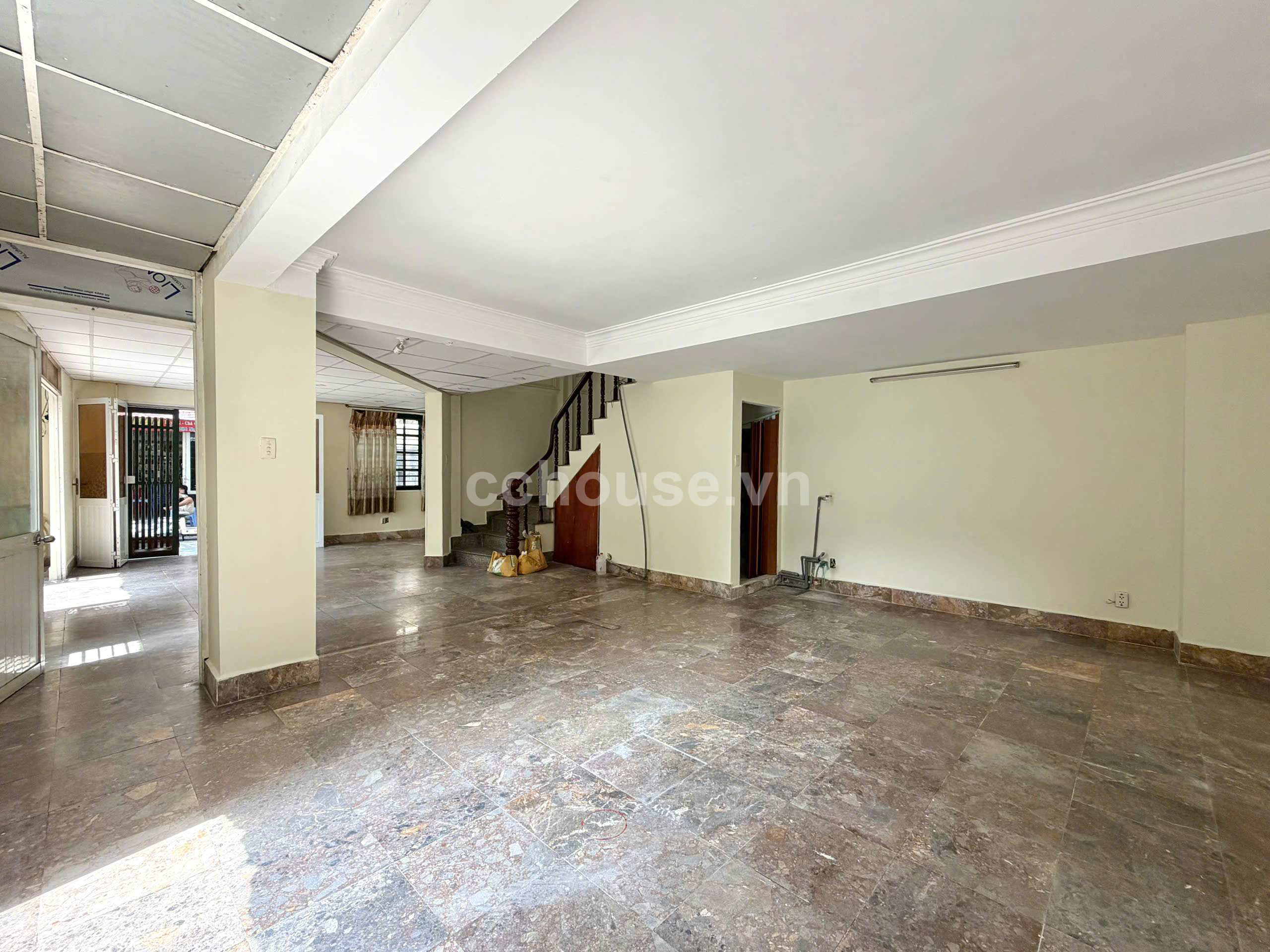 Bán nhà góc 2MT Phan Văn Sửu, P.Tân Bình. DT 6.5x11m, 5 tầng