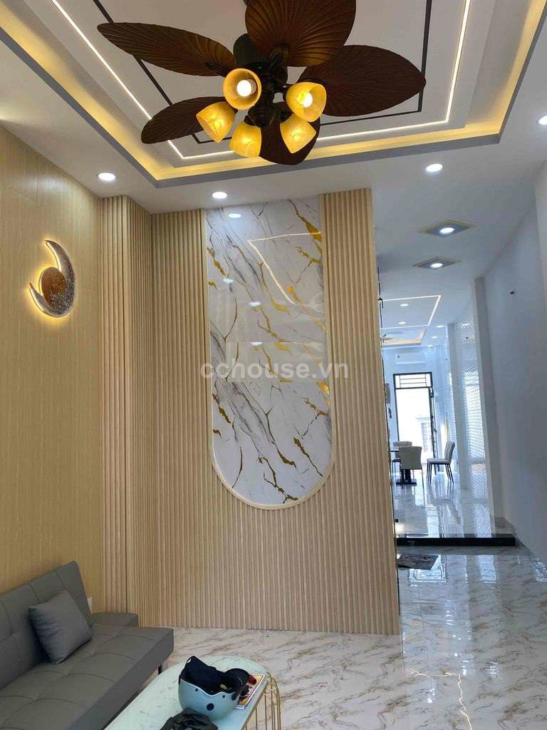 Bán nhà MT Diên Hồng, P.Gia Định. DT 3.8x19m, 4 tầng ST