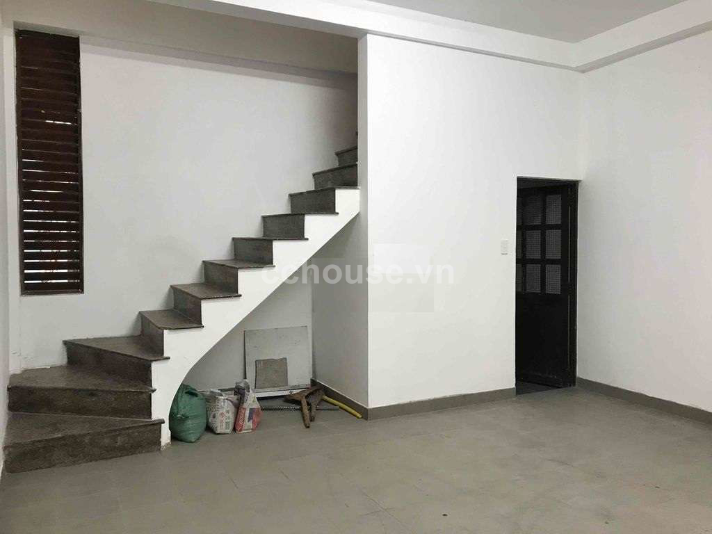 Cho thuê MBKD Tô Hiến Thành, P.Hòa Hưng. DT 3x18m nở hậu 6m, 2 tầng