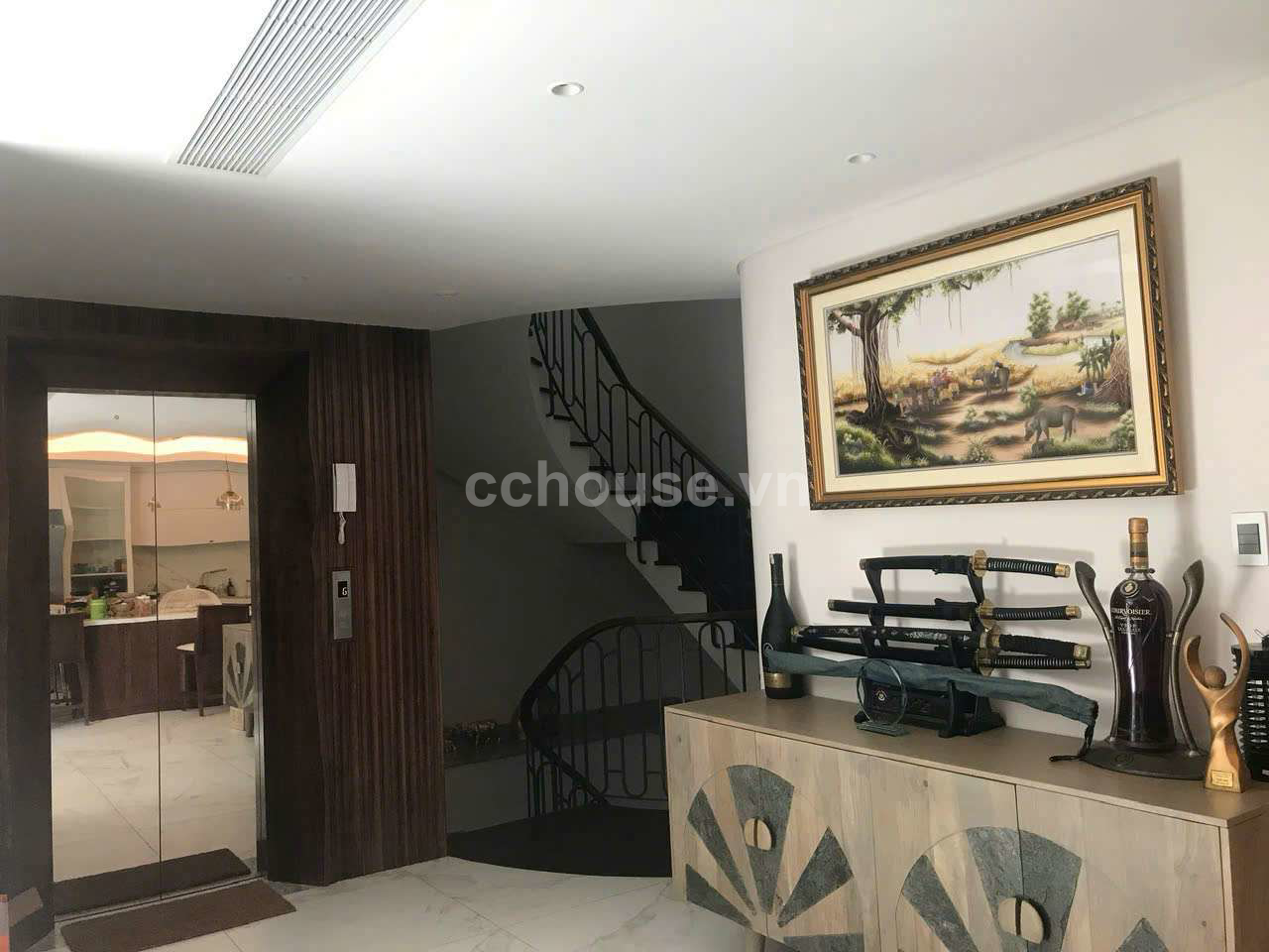 Biệt thự Trần Khắc Chân, P.Tân Định. DT 13.5x18m, hầm 5 tầng