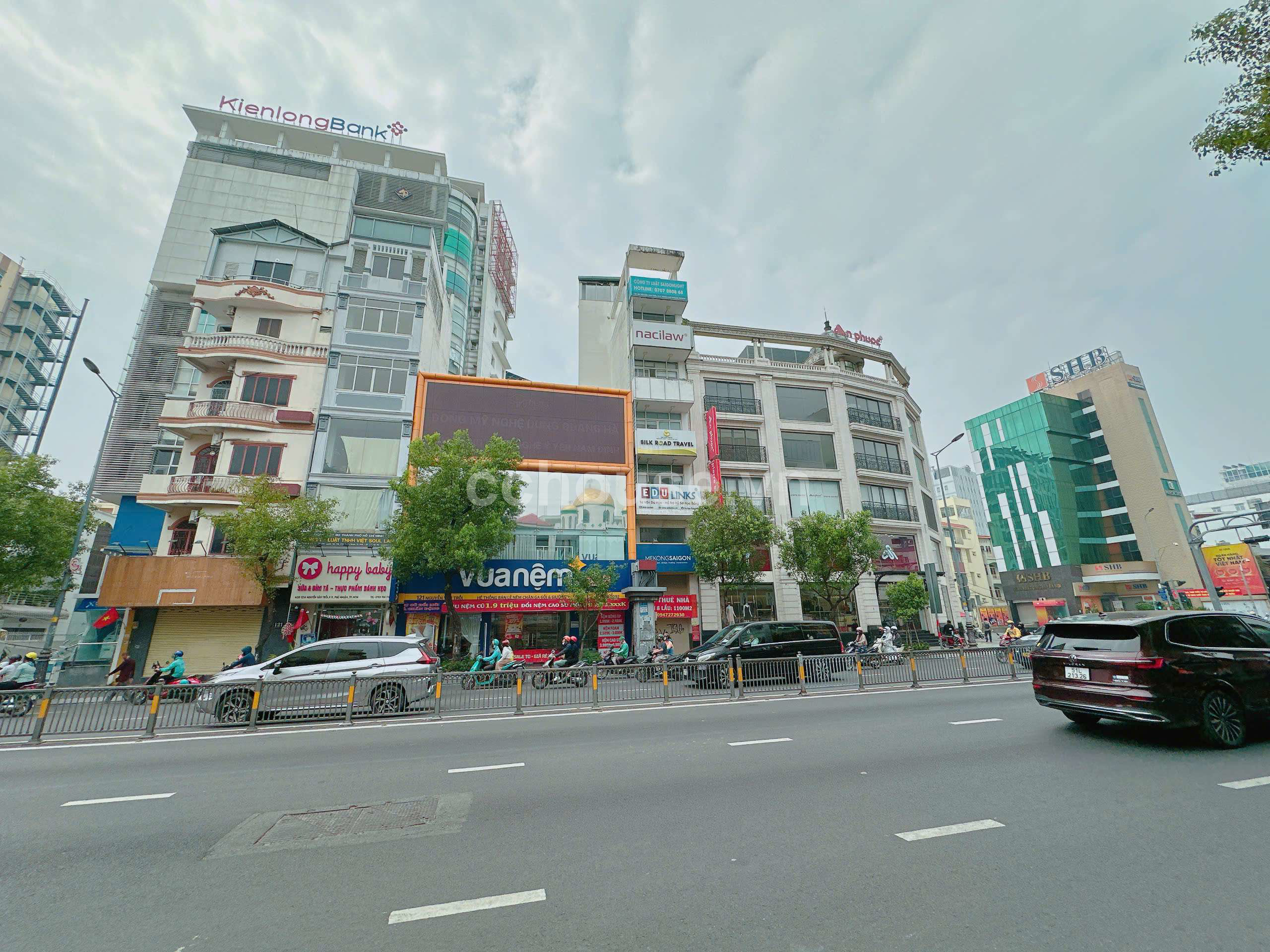 Ban-nha-MT-Nguyen-Van-Troi-PPhu-Nhuan-DT-42x8m-7-tang-id9592