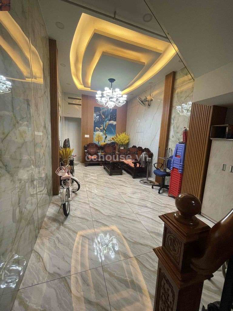 Bán nhà MT Bình Thới, P.Phú Thọ. DT 3.8x13.75m, 5 tầng