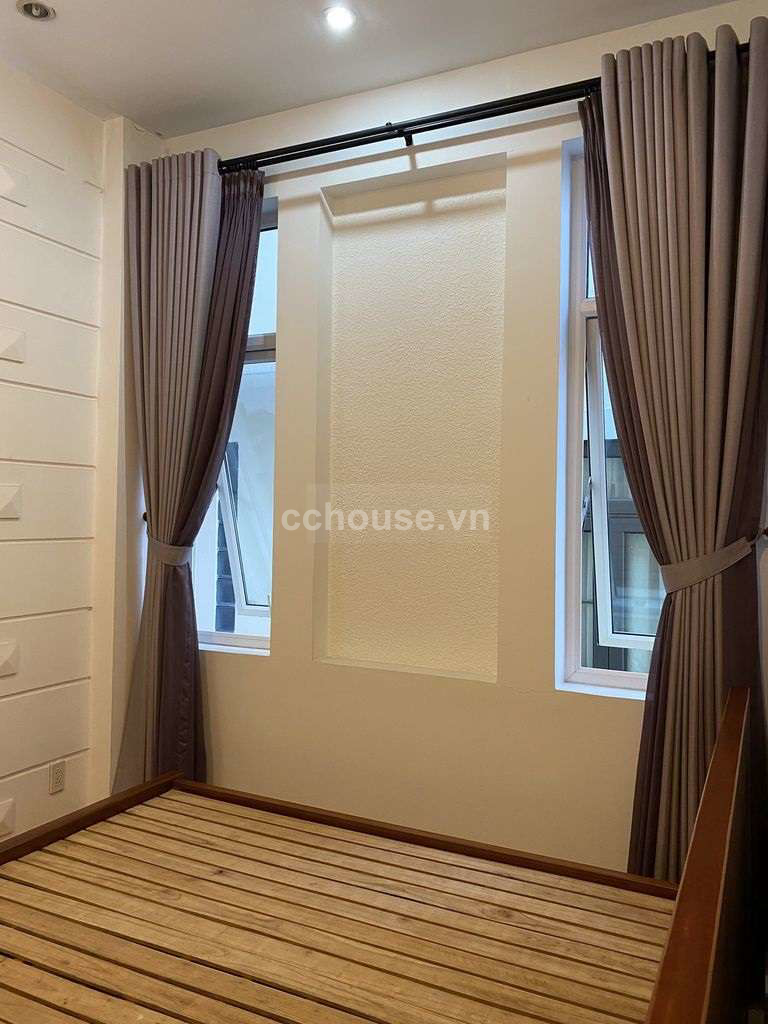 Bán nhà Pasteur, P.Xuân Hòa. DT 9x3.9m, 3 tầng