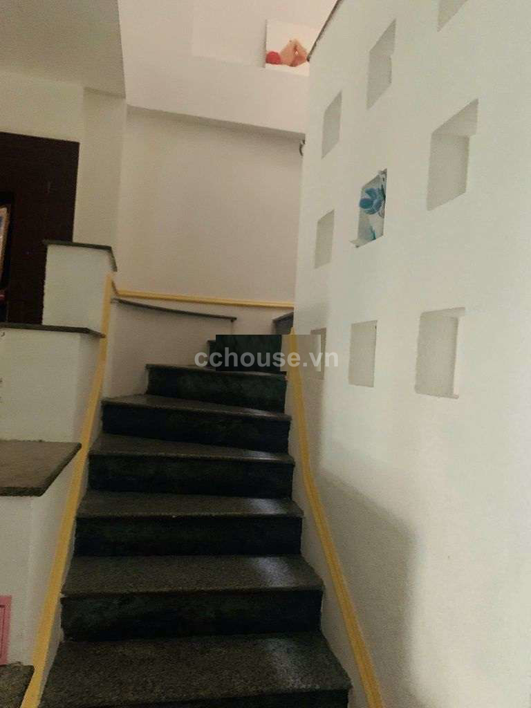 Bán nhà HXH Thích Quảng Đức, P.Đức Nhuận. DT 4x20m, 4 tầng