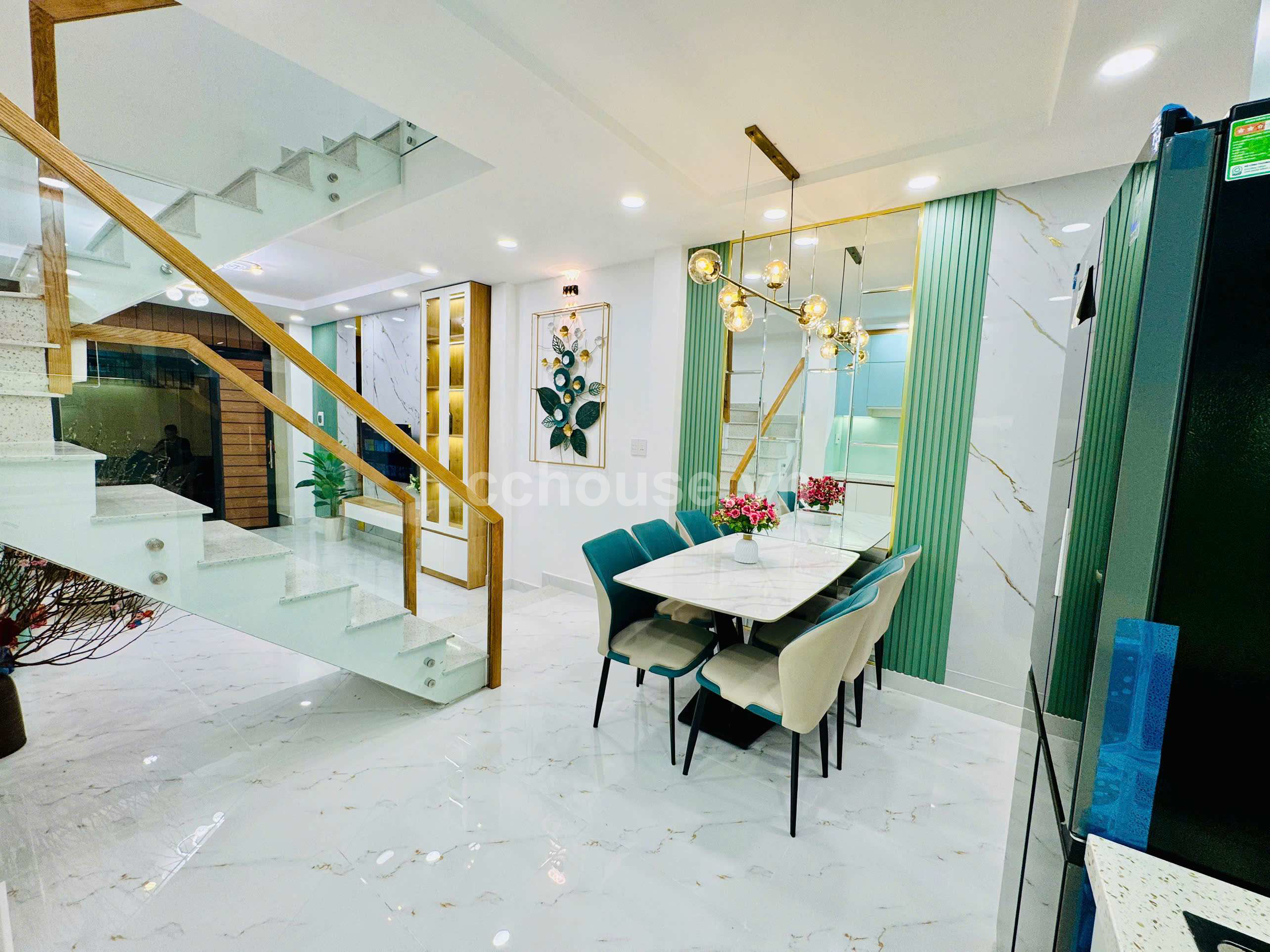 Bán nhà 2 mặt HXH Thích Quảng Đức, P.Đức Nhuận. DT 56m², 2 tầng
