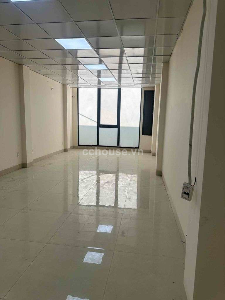 Cho thuê NCMT Hồ Văn Huê, P.Đức Nhuận. DT 7.6x14m, 3 tầng ST