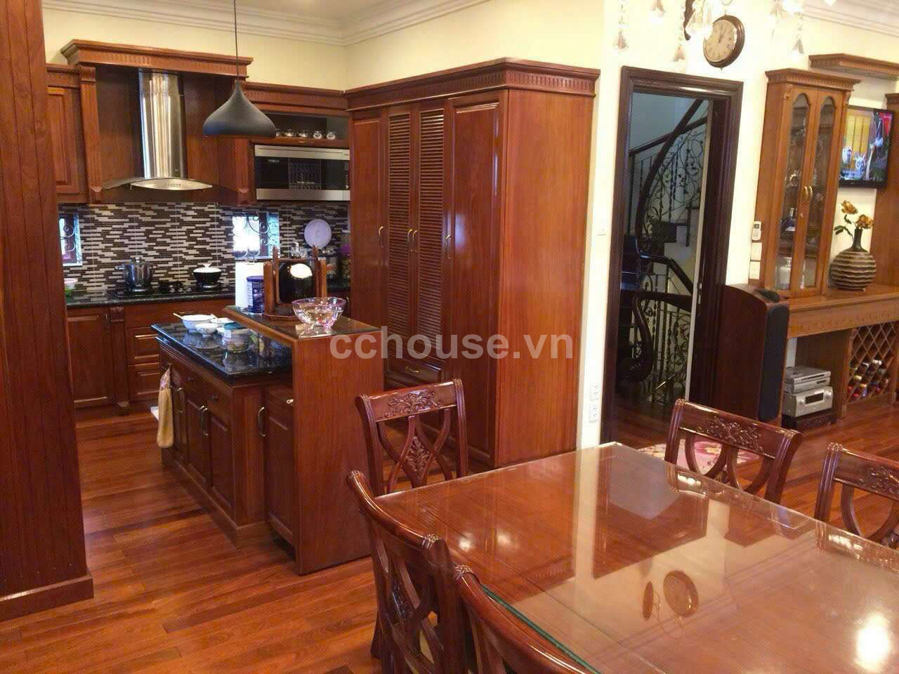 Biệt thự góc 2MT Lê Thúc Hoạch, P.Phú Thọ Hòa. DT 9x16m, 4 tầng