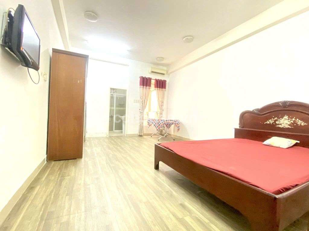 Bán nhà HXH Hồ Văn Huê, P.Đức Nhuận. DT 4x17m, 4 tầng ST