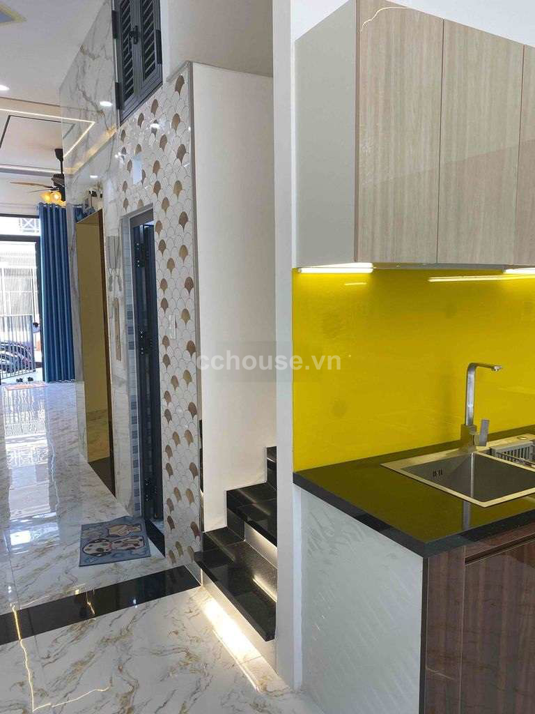 Bán nhà MT Diên Hồng, P.Gia Định. DT 3.8x19m, 4 tầng ST
