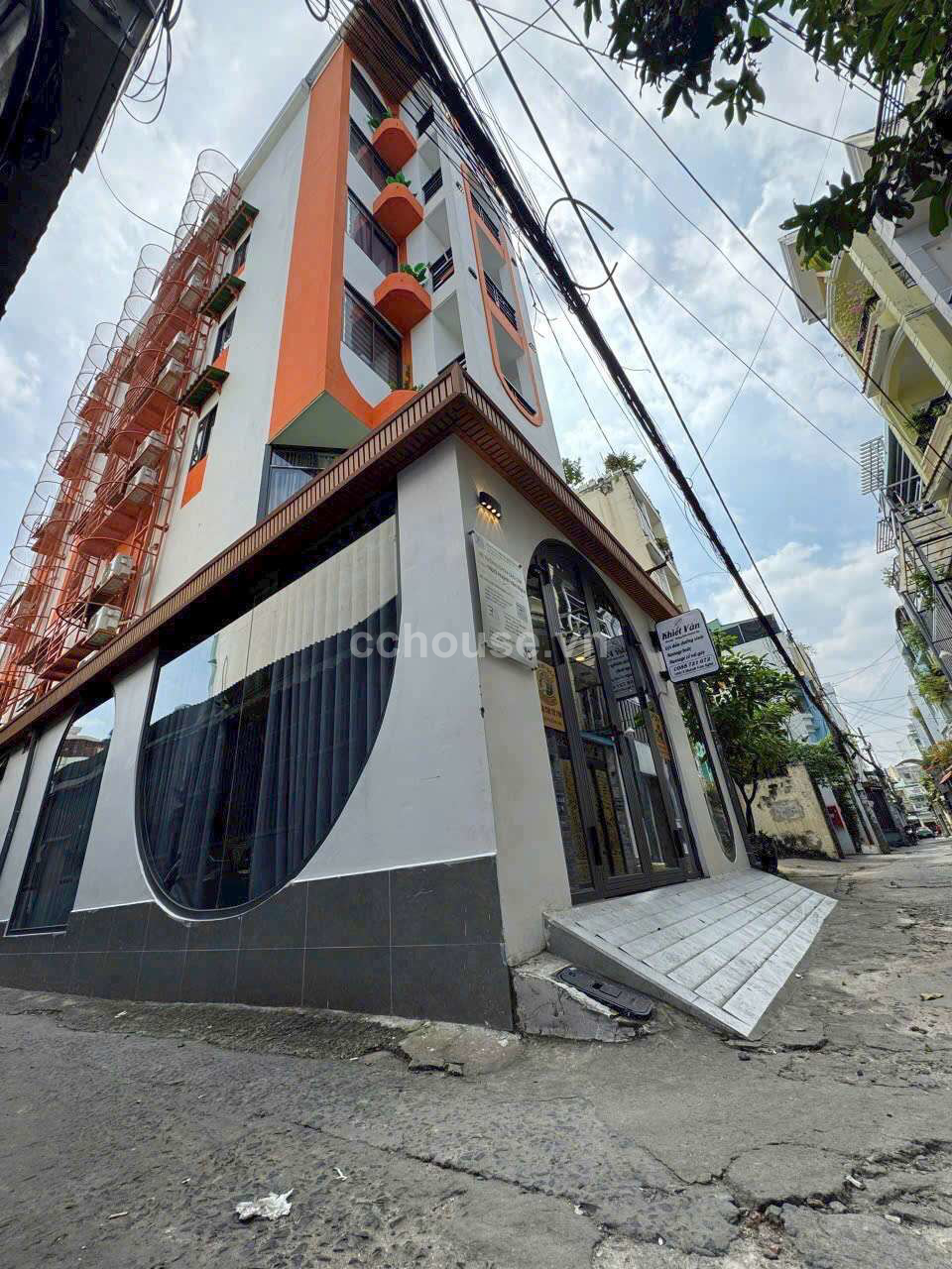 Ban-Toa-nha-6-tang-Thang-May-CHDV-Huynh-Van-Nghe-phuong-15-quan-Tan-Binh-id9584