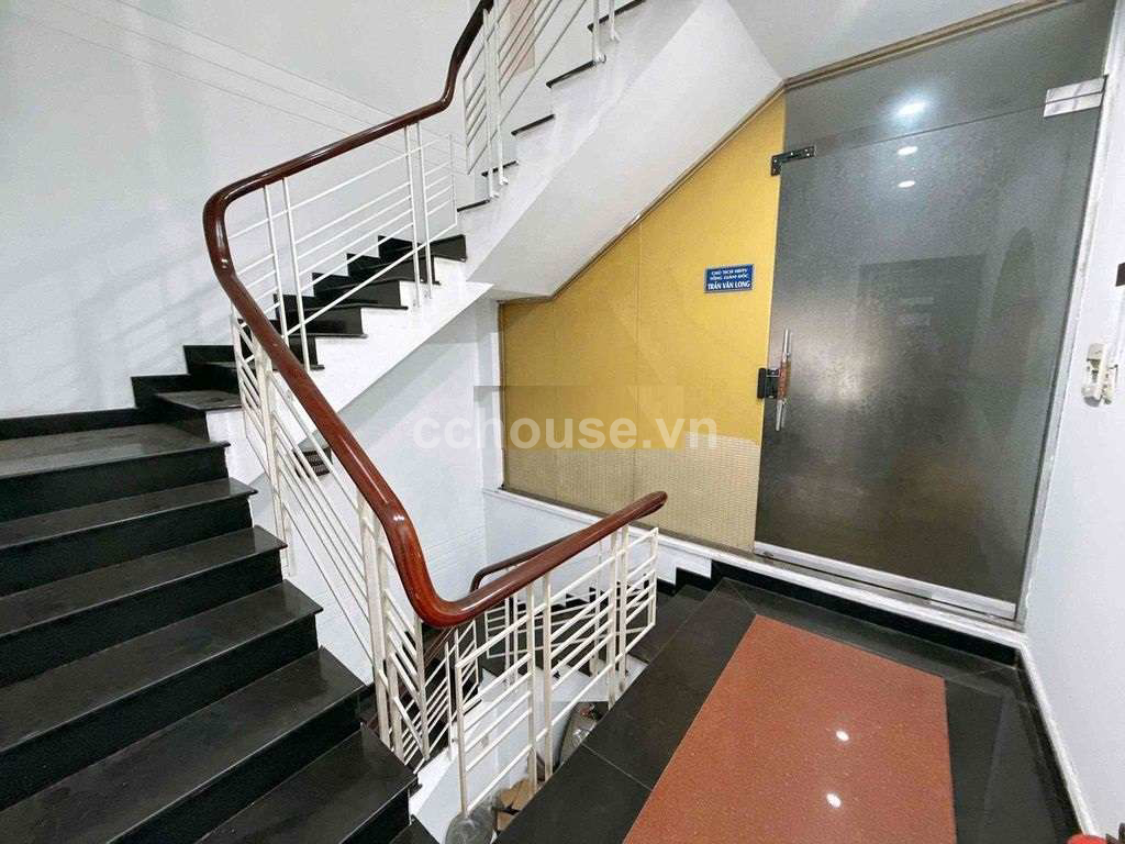 Cho thuê MBKD Hùng Vương, P.Chợ Quán. DT 4x20m, 2 tầng