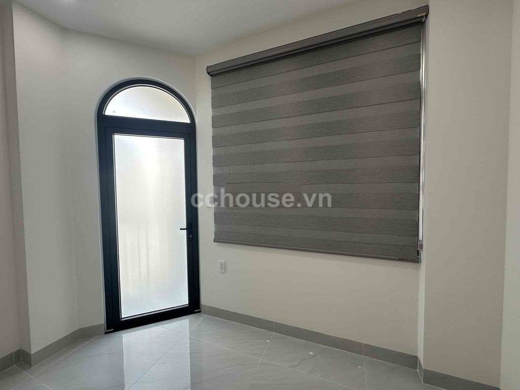 Cho thuê nhà MT Bình Thới, P.Bình Thới. DT 3.8x12m, 5 tầng