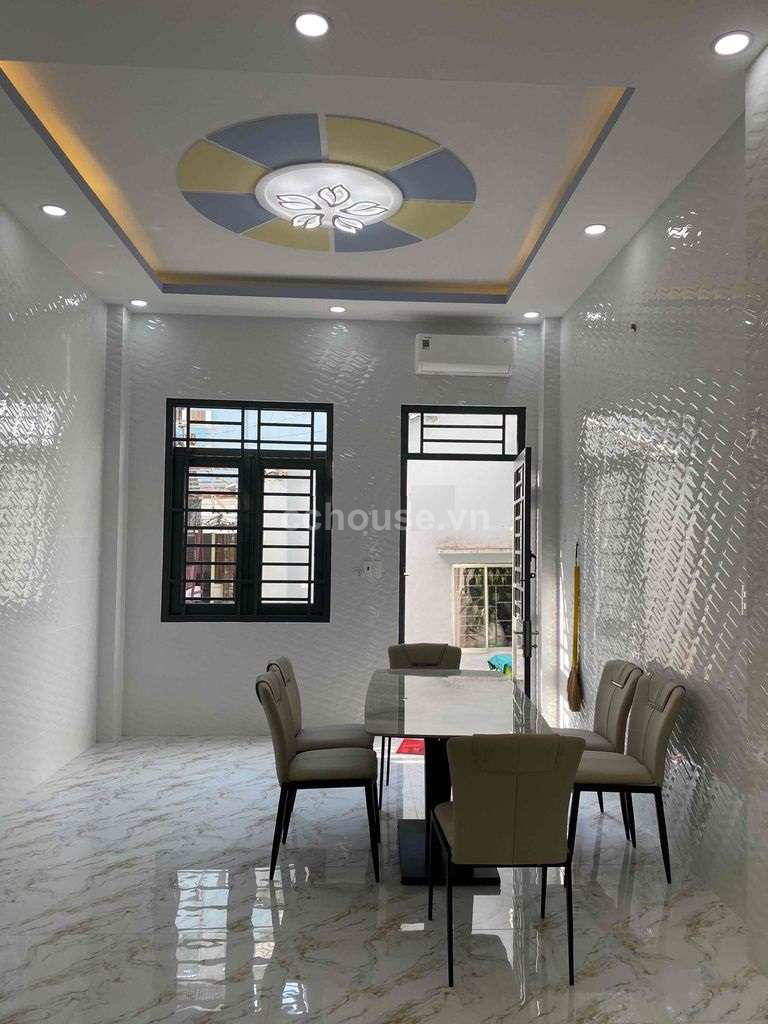 Bán nhà MT Diên Hồng, P.Gia Định. DT 3.8x19m, 4 tầng ST