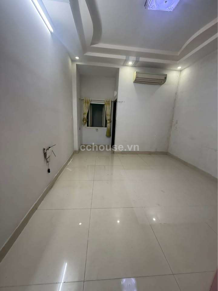 Bán nhà hẻm 127 Cô Giang, P.Cầu Kiệu. DT 3.9x17m, 3 tầng ST