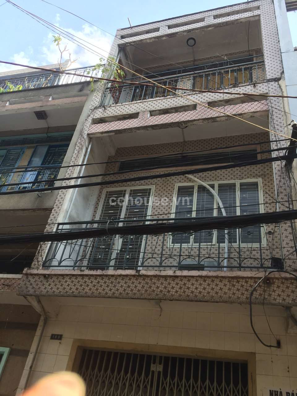 Bán nhà Mặt tiền Kinh Doanh Võ Thành Trang phường 11 quận Tân Bình (Nay là phường Bảy Hiền)
