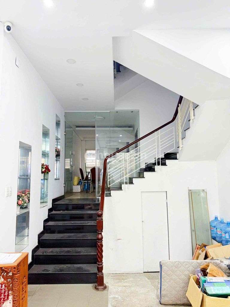 Cho-thue-MBKD-Hung-Vuong-PCho-Quan-DT-4x20m-2-tang-id9666