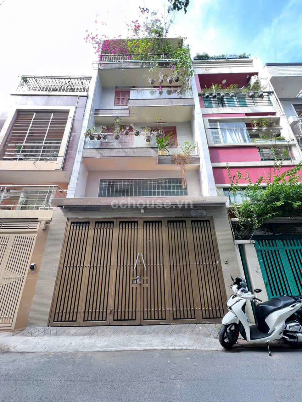 Ban-nha-5-tang-Hem-Xe-Hoi-Ly-Thuong-Kiet-phuong-9-quan-Tan-Binh-id9590