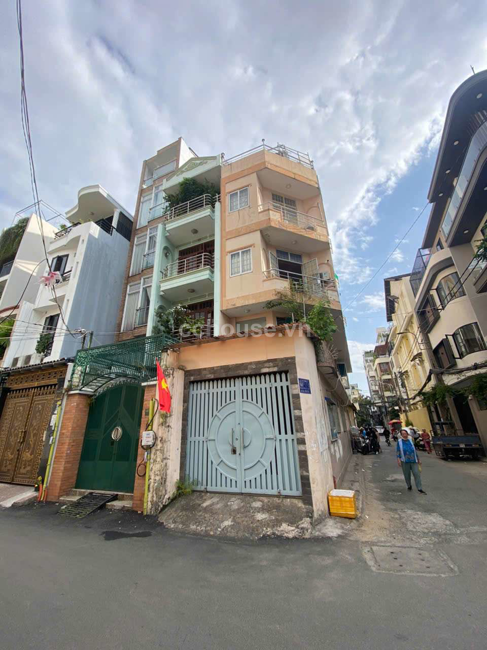 Ban-nha-5-Tang-Can-Goc-hem-Xe-Hoi-duong-3-Thang-2-phuong-12-quan-10-id9634