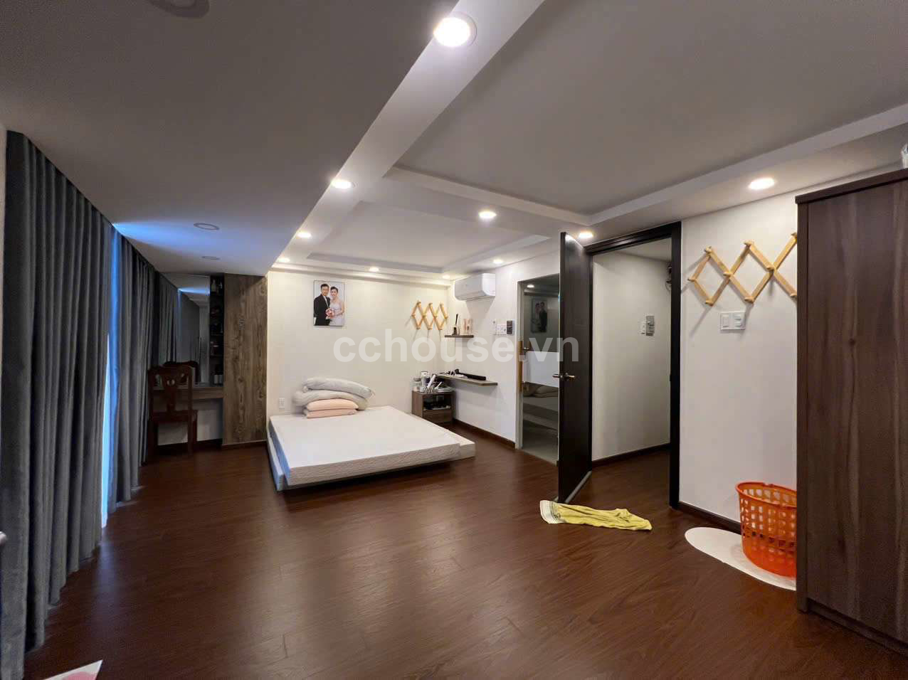 Bán nhà HXH Tô Hiến Thành, P.Diên Hồng. DT 6x5m, 5 tầng