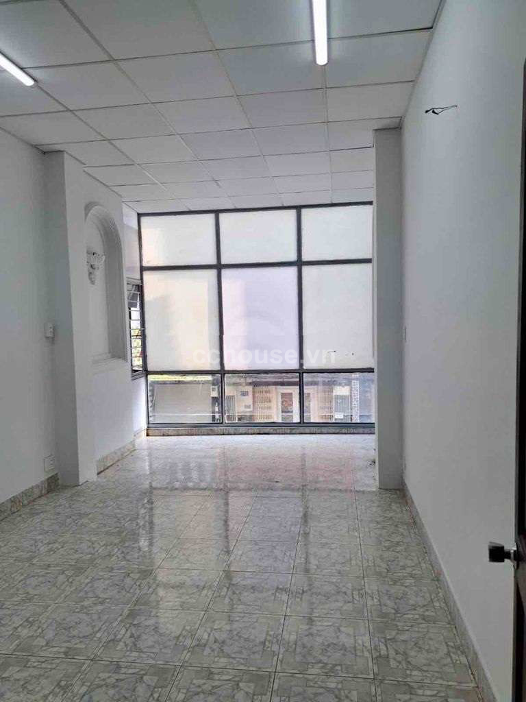 Cho thuê nhà MT Tân Phước, P.Diên Hồng. DT 3.5x10m, 4 tầng