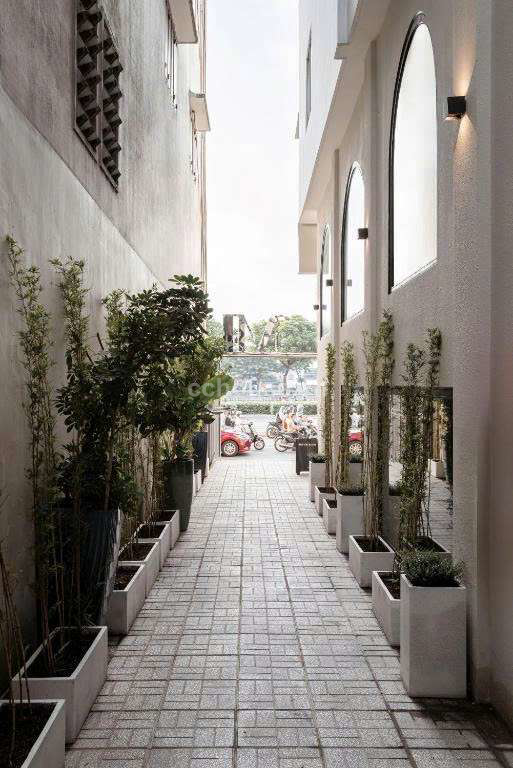 Tòa nhà  446 Võ Văn Kiệt ,P. Cầu Ông Lãnh , Quận 1 Kết cấu: 1 Hầm + 6 Tầng , 1114m2 Sàn