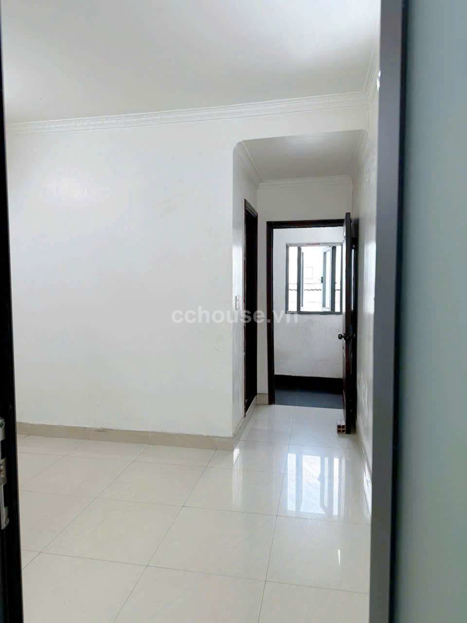 Bán nhà MT Huỳnh Khương An, P.An Nhơn. DT 3.7x18m, 3 tầng ST