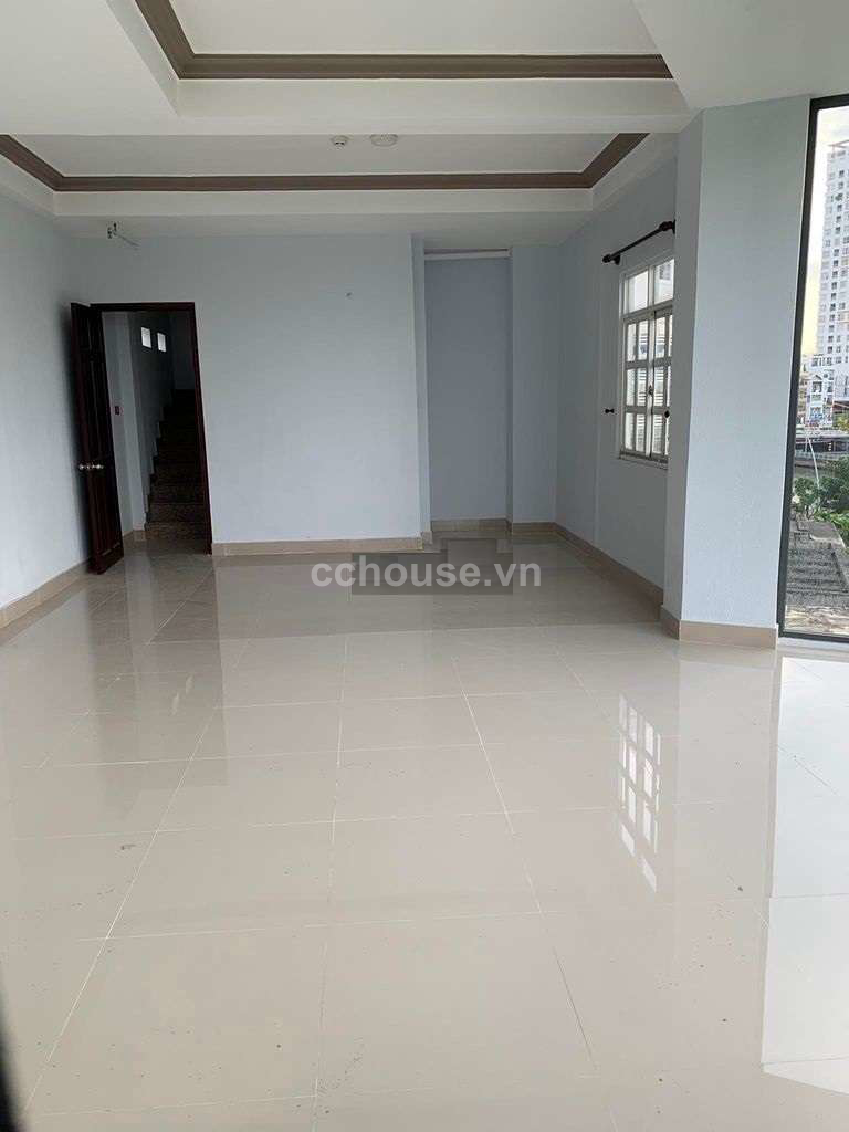 Cho thuê nhà 2MT Hoàng Sa, P.Xuân Hòa. DT 5x13m, 6 tầng thang máy