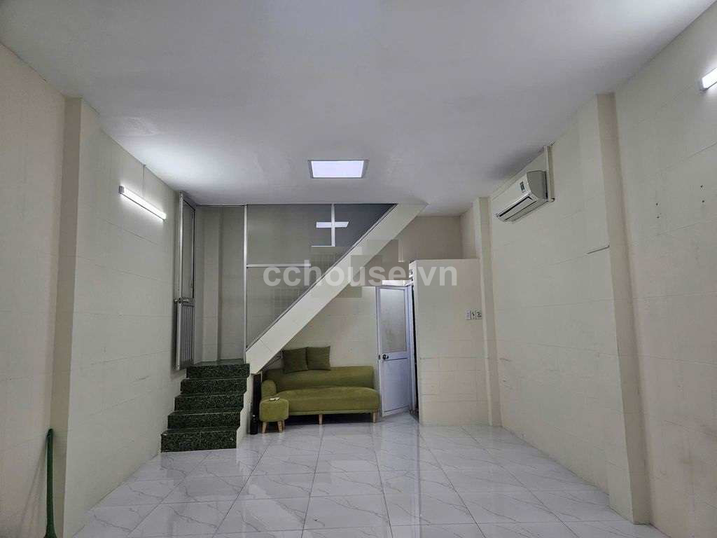 Cho thuê nhà HXH Lê Văn Sỹ, P.Nhiêu Lộc. DT 4.5x8m, 4 tầng