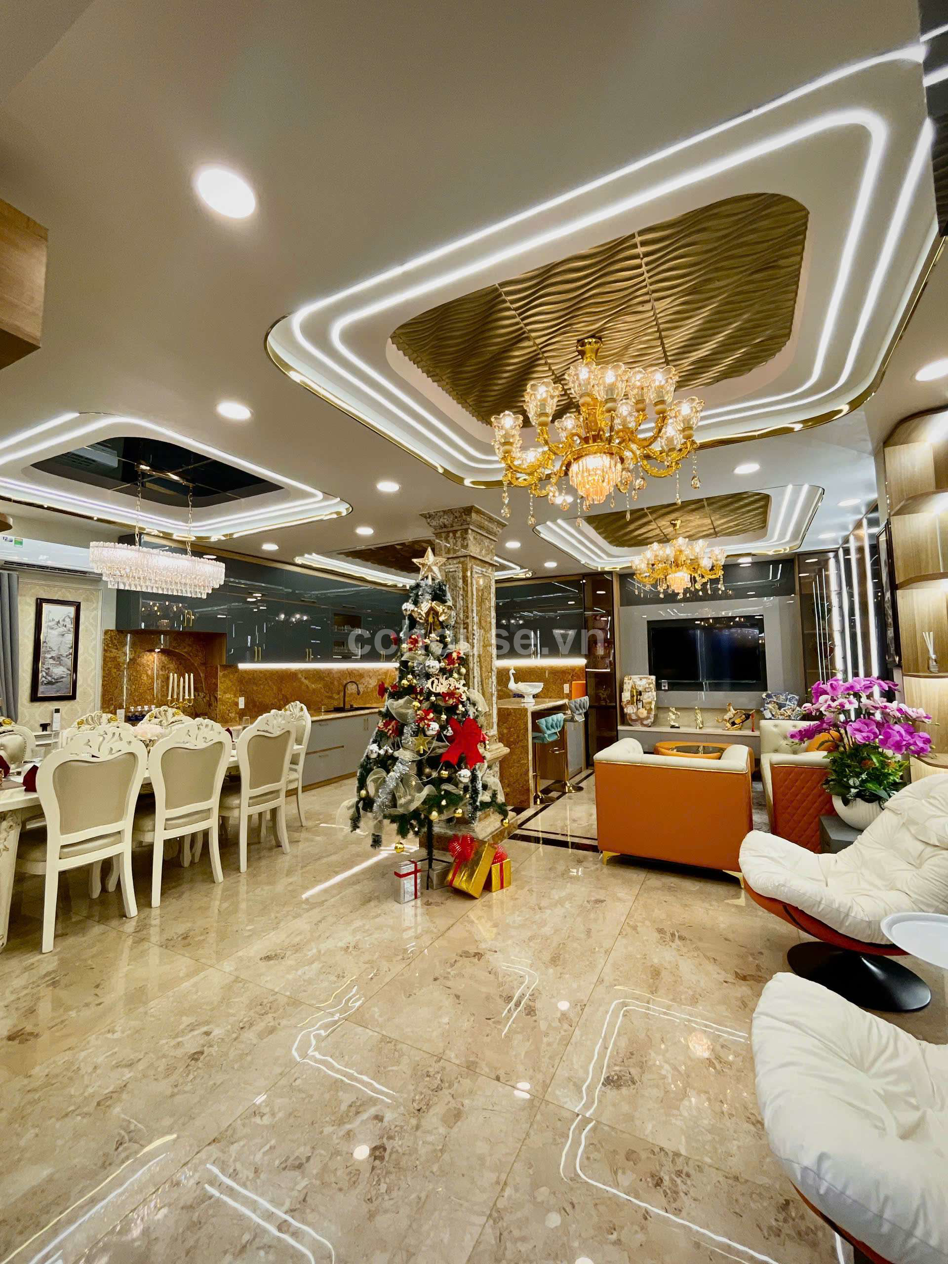 Bán nhà trục CMT8, P.Tân Sơn Nhất. DT 80m2, 2 tầng