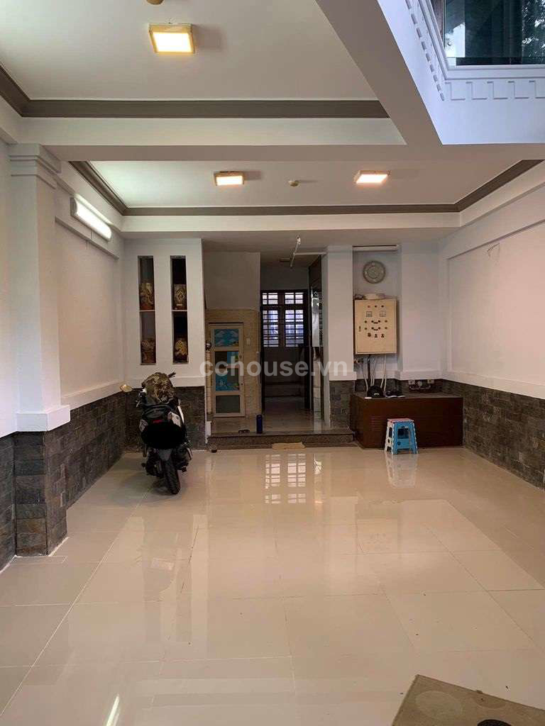 Cho thuê nhà 2MT Hoàng Sa, P.Xuân Hòa. DT 5x13m, 6 tầng thang máy