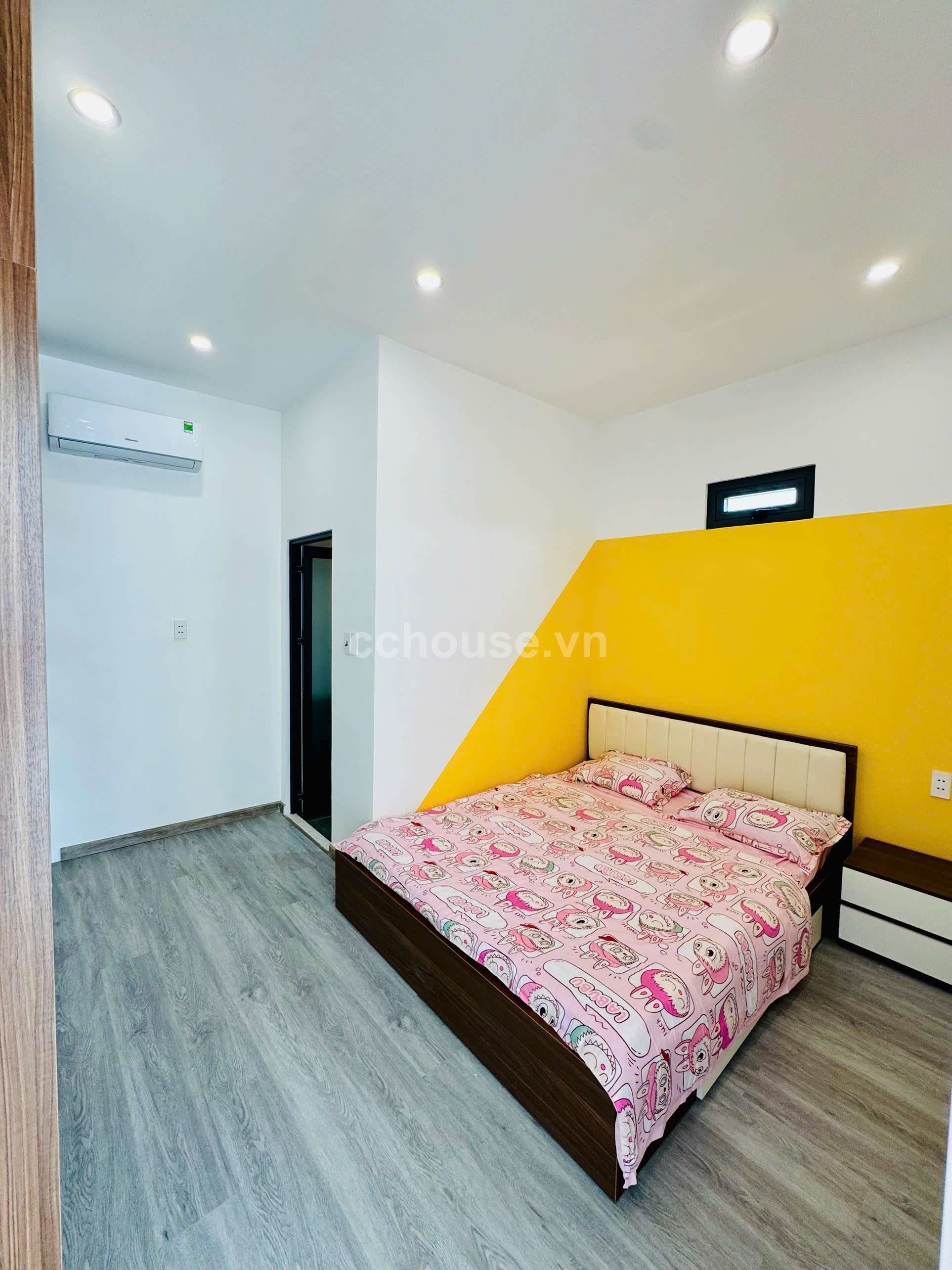 Bán nhà sát MT Âu Cơ, P.Tân Bình. DT 4x15m, 3 tầng ST