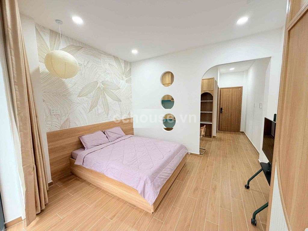 Tòa nhà MT Hồng Hà, P.Tân Sơn Hòa. DT 4.2x20m, hầm 6 tầng ST