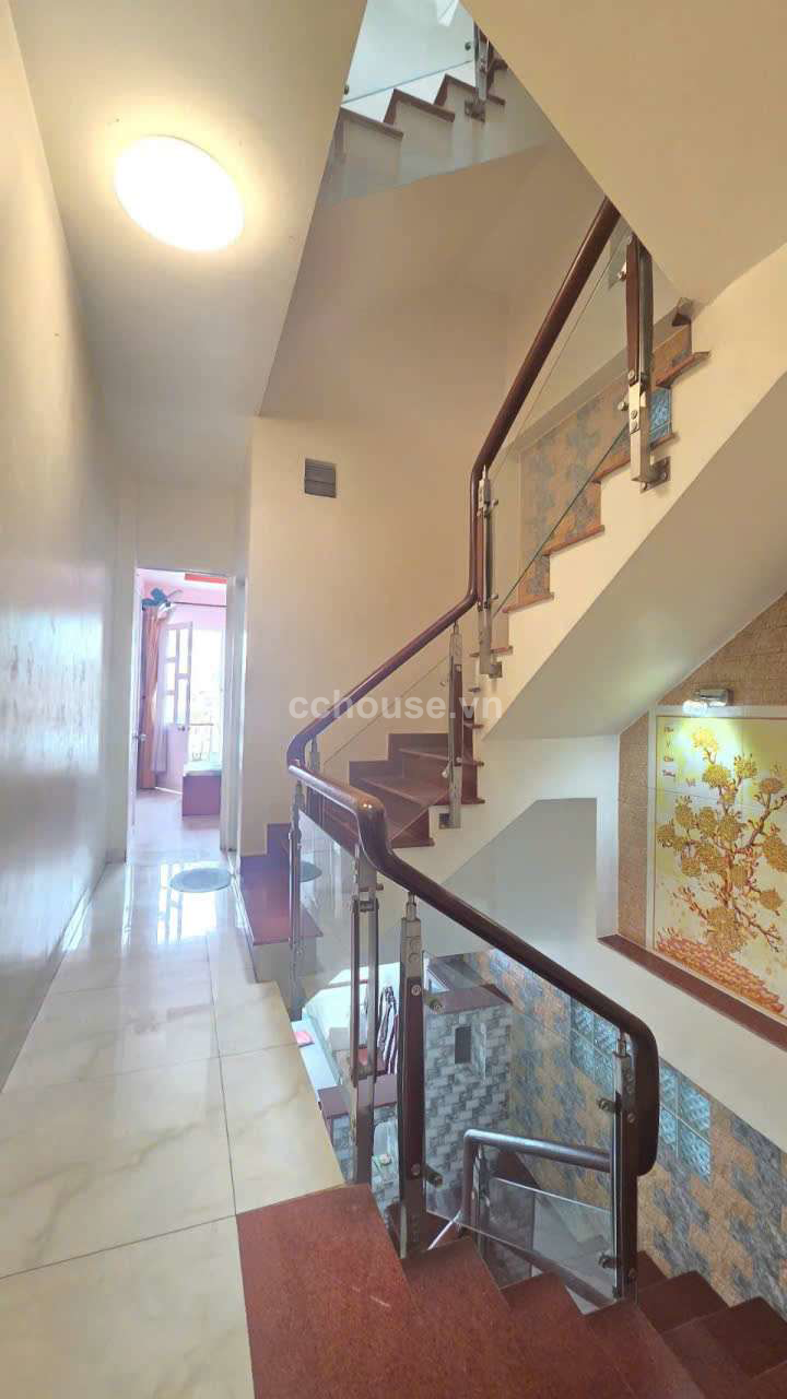 Bán nhà hẻm 175 Lê Hồng Phong, P.Chợ Quán. DT 3x17m, 5 tầng