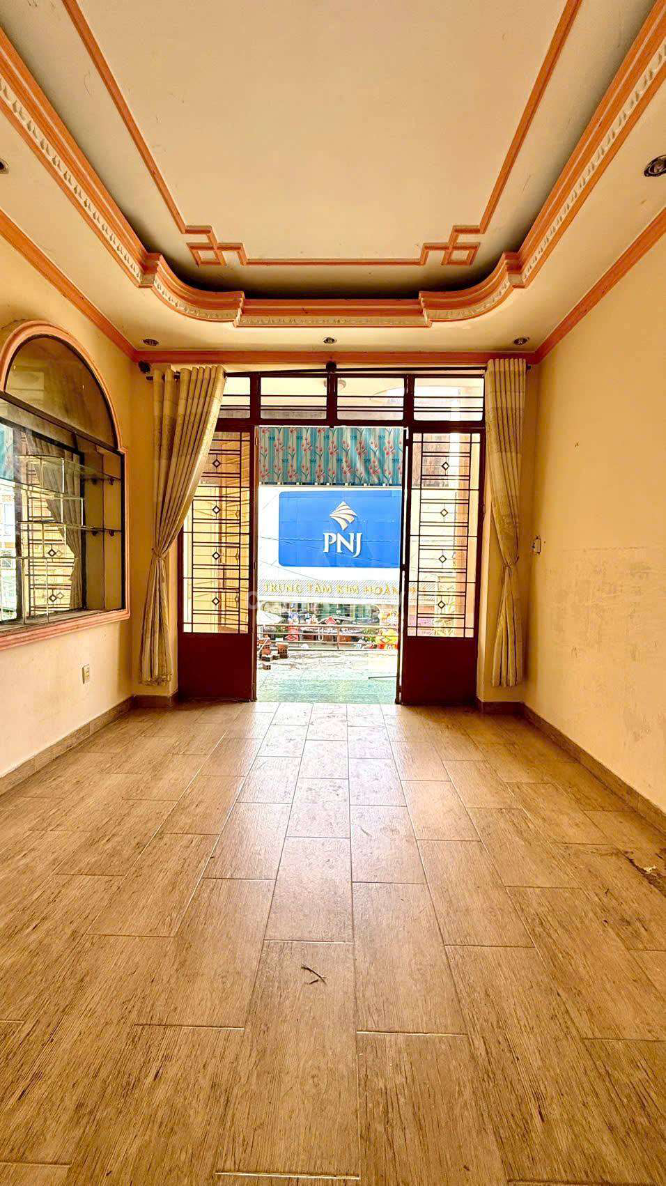 Cho-thue-nha-MT-Le-Quang-Dinh-PBinh-Loi-Trung-DT-38x20m-5-tang-ST-id9731