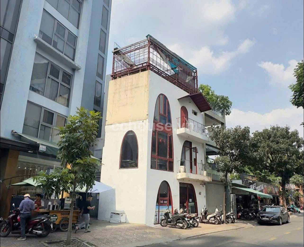 Mặt Tiền 42 Ngô Thời Nhiệm, P7, Quận 3 