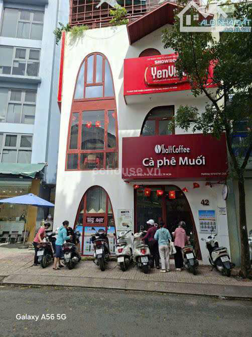 Mặt Tiền 42 Ngô Thời Nhiệm, P7, Quận 3 