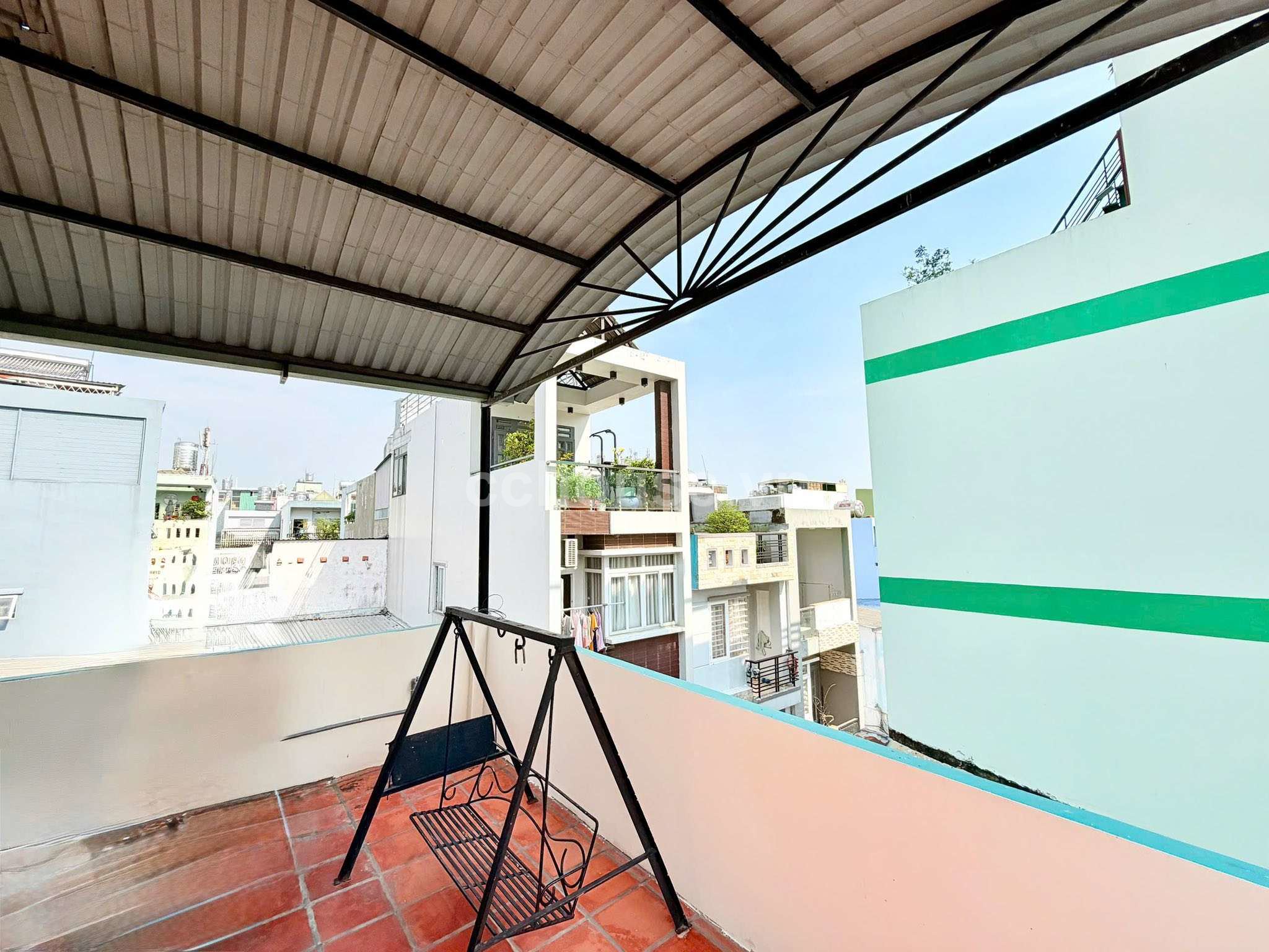 Bán nhà căn góc hẻm 135 Hòa Hưng, P.Hòa Hưng. DT 4.2x7m, 3 tầng ST